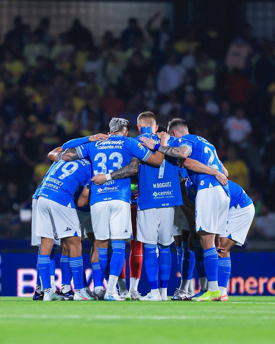 CRUZ AZUL (@cruzazul) on Twitter photo En su momento vamos a evaluar y a corregir. Nos duele particularmente por la afición. Ahora corresponde dar la vuelta a la página y levantar la cabeza.
Desde ya enfocados en la final de <a href="/TheChampions/">Concacaf Champions Cup</a> En su momento vamos a evaluar y a corregir. Nos duele particularmente por la afición. Ahora corresponde dar la vuelta a la página y levantar la cabeza.
Desde ya enfocados en la final de <a href="/TheChampions/">Concacaf Champions Cup</a>