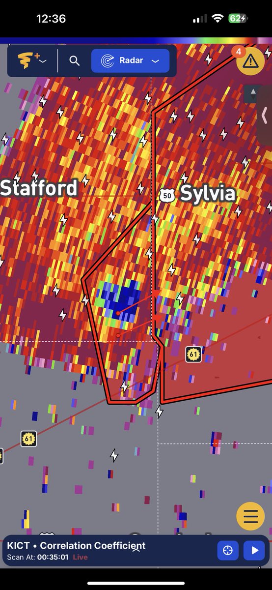 Nick_GodisAll's tweet photo. I mean holy shit dude this storm is getting stronger I beg that anyone in the path is underground! Tornado Emergency imminent! #KICT #kswx https://t.co/c03ruhtR2j