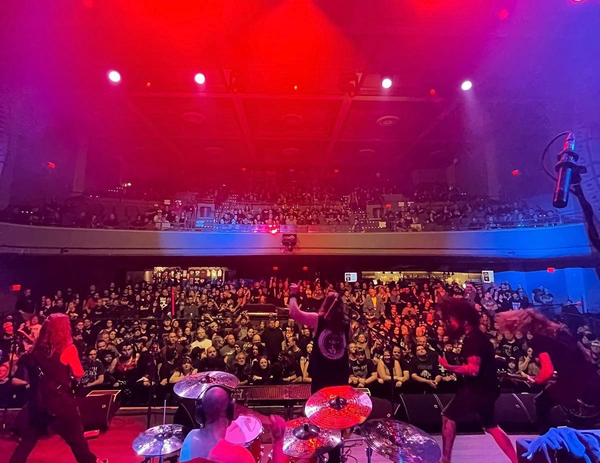 UNEARTH (@unearthofficial) on Twitter photo Pittsburgh! Thanks for ending this tour with such a banger.
Shoutout to <a href="/lacuna_coil/">Lacuna Coil</a> band and crew for being such great people and tour mates these last seven weeks.
And a massive thanks to everyone who came to see us throughout North America these last two months. Pittsburgh! Thanks for ending this tour with such a banger.
Shoutout to <a href="/lacuna_coil/">Lacuna Coil</a> band and crew for being such great people and tour mates these last seven weeks.
And a massive thanks to everyone who came to see us throughout North America these last two months.