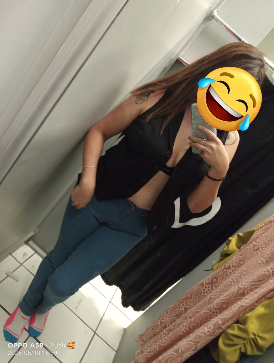 beliiiii347508's tweet photo. Que extra sensación cuando alguien te lleva a comprar ropa como que se te abren las piernas 😜😜 jajaja #quericoo https://t.co/sQbOSFFGXE