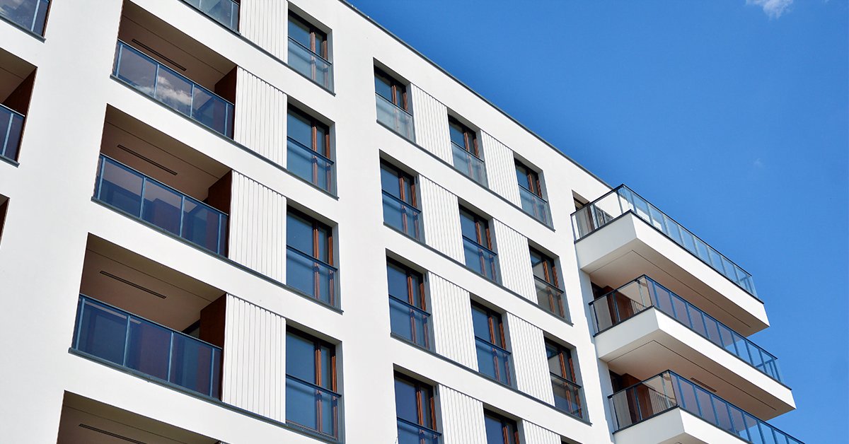 Oman kodin lyhytaikainen jälleenvuokraus voi olla monelle vuokralla asuvalle houkutteleva vaihtoehto etenkin kesällä. Vuokralainen tarvitsee koko asunnon jälleenvuokraukseen kuitenkin aina vuokranantajan luvan.

Lue tiedotteemme: vuokranantajat.fi/uutiset/asiant…