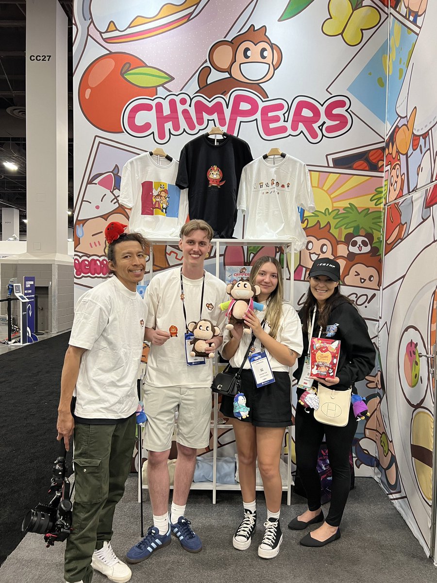 Gm to the NFT world!

Chimpers are back at the Vegas Licensing Expo this week! 

3 year anniversary tomorrow! 

Going to be a Chimpish week 🐒❤️