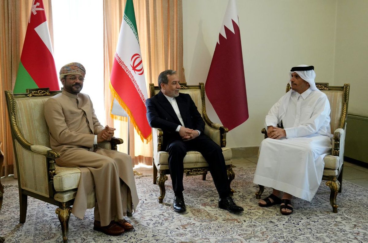 Foreign ministers of #Iran, #Oman, #Qatar hold trilateral meeting in Tehran

A trilateral meeting between Seyed Abbas Araghchi, Sayyid Badr Al Busaidi, and Sheikh Mohammed bin Abdulrahman Al Thani, the foreign ministers of the Islamic Republic of Iran, the Sultanate of Oman, and