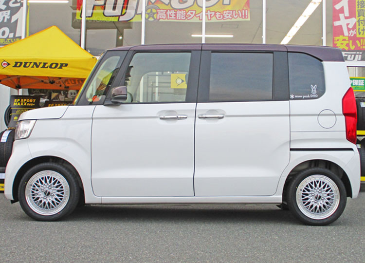 fuji_tire's tweet photo. マイカードレスアップフォトからピックアップ
ホンダ/N-BOX
ホイール:KYOHO/シュタイナーFTX
カラー:サテンシルバー/リムポリッシュ
サイズ:FR:4.5J-15
#NBOX
#KYOHO
#ドレスアップフォト
詳細を見る
https://t.co/x23gHACHXD https://t.co/hdYZLQcIkw