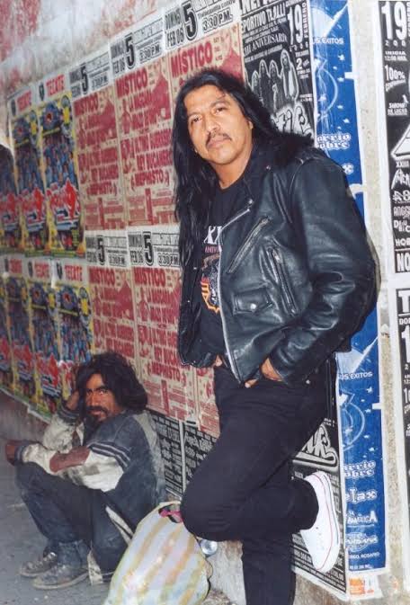 Descanse en Poder.
David Lerma "el GUADAÑA".
Una leyenda del rock mexicano, líder de Bostik y personajazo.
