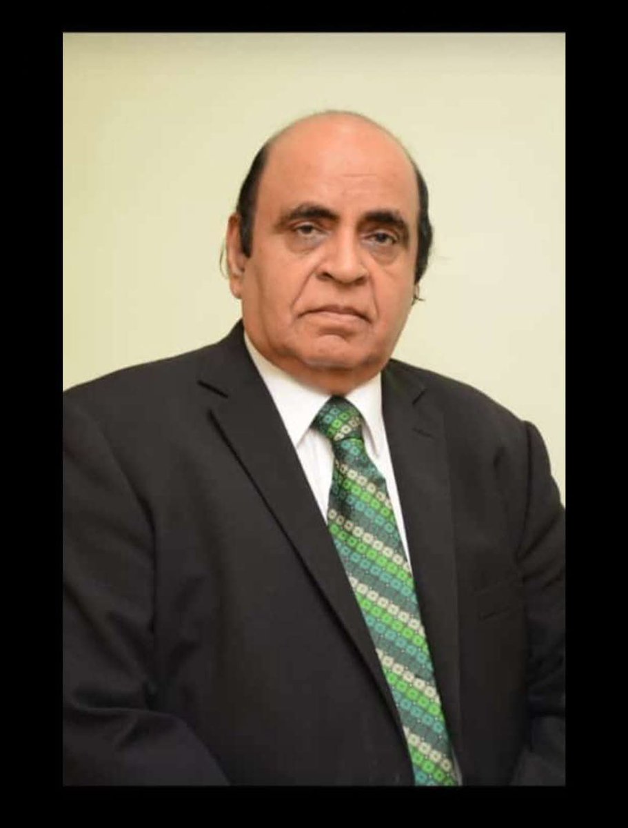 हमारे छोटी खाटू के स्वर्गीय श्रीमान भंवर लाल जी नवल जो की एक सच्चे भामाशाह, जिन्होंने अपनी पूरी जिंदगी समाज सेवा के लिए समर्पित कर दी। 
उन्होंने सैकड़ों गरीब बच्चियों की शादियों का खर्च उठाकर उनके जीवन को नई रोशनी दी।
#भामाशाह_भंवरलाल_जी_नवल_छोटी_खाटू
