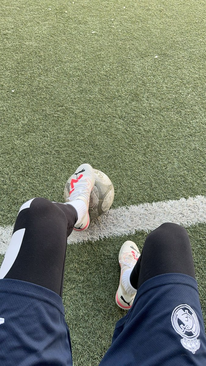 خالِد tweet media