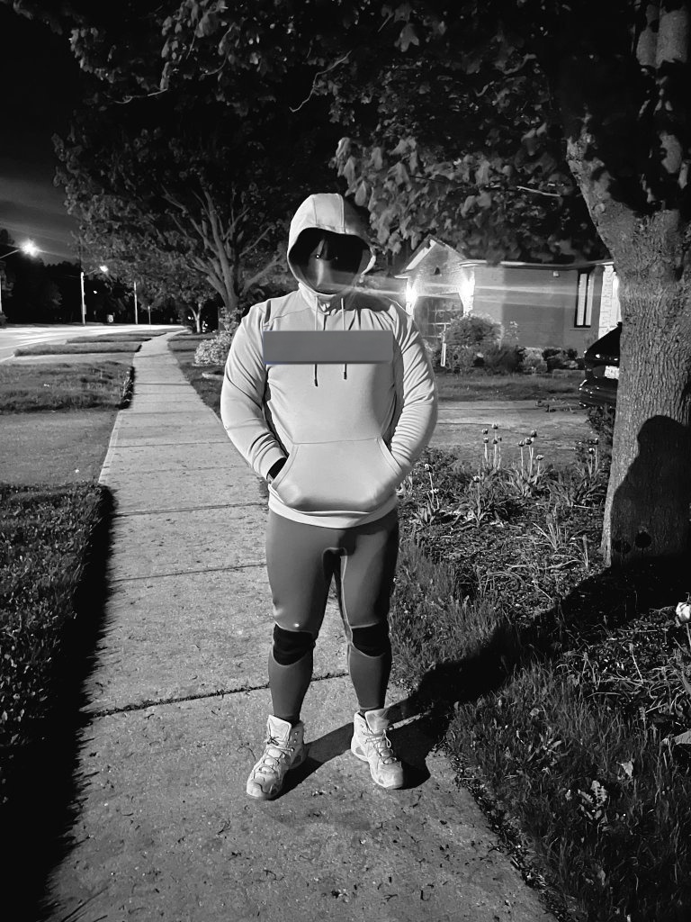 gear_wu's tweet photo. Went outside for fun! 

#rubberdrone #gasmask #rubbergimp #wetsuit #bondage #gay #outsidefun https://t.co/ytQYQbHcHY
