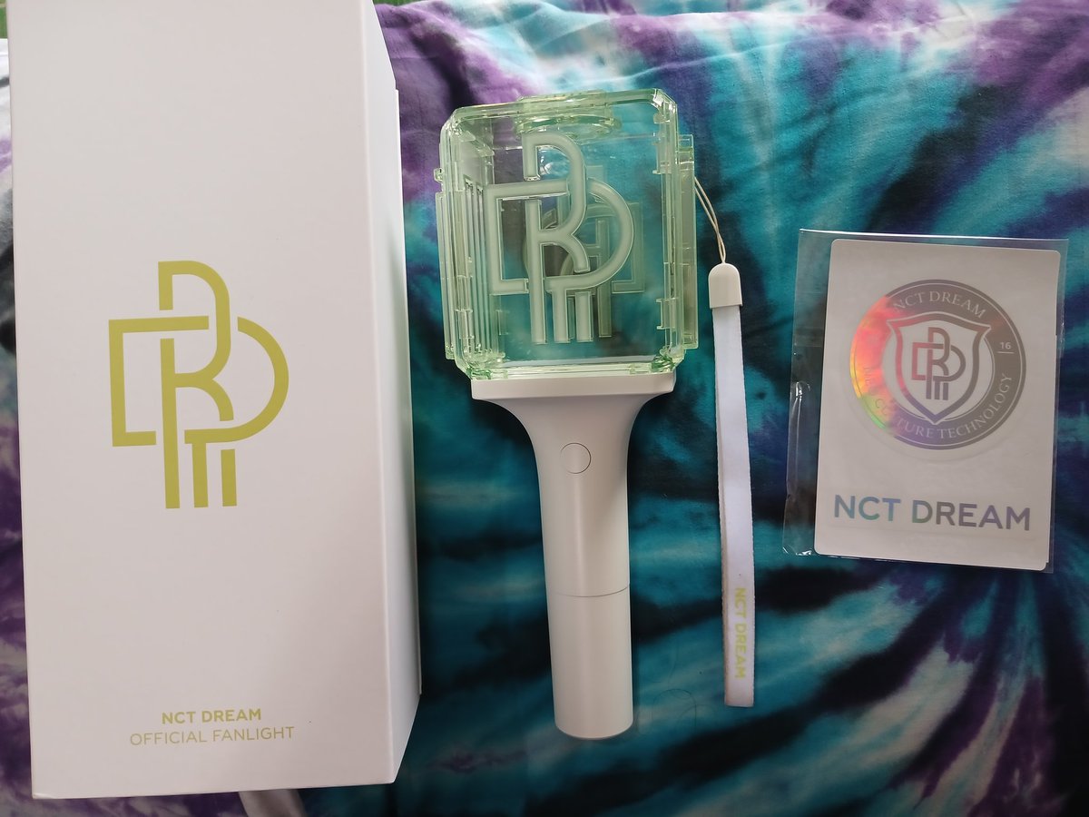 terezzaonly's tweet photo. WTS

Lightstick Official NCT DREAM / Neobong Ver 2

Price 565k
✅ 100% Good Condition
✅ Connect app krn prnh dipakai konser momentum
✅️ Strap
✅️ Dust bag
✅️ CO Shopee (adm shopee 11%)
✅ trusted

If u want just DM 💌

🏠Purwakarta, Jabar

#wtsls
#NCTDREAM https://t.co/bEIblVwF60