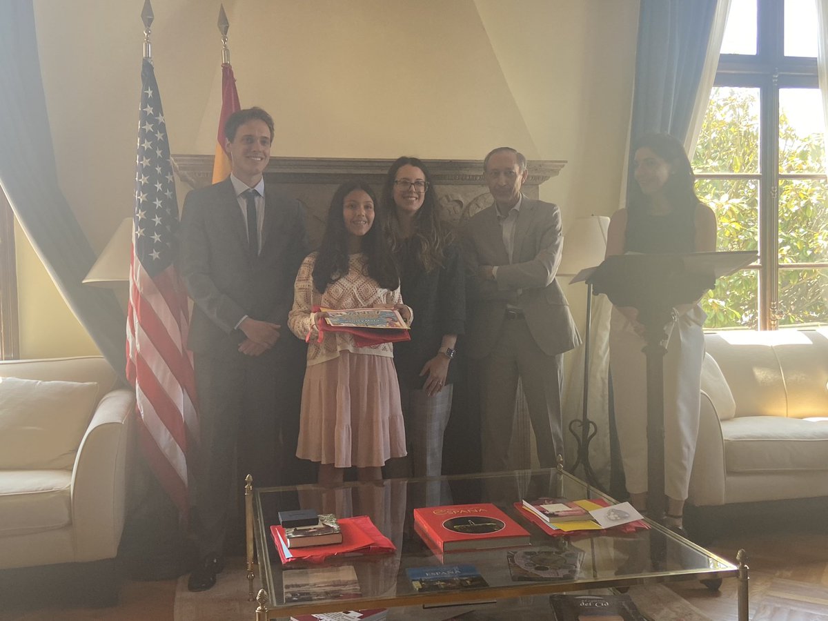 Congratulations, Ashley, for your award in the Writing in Español contest. Here at the Spanish consulate receiving her award. #SomosHolbrook