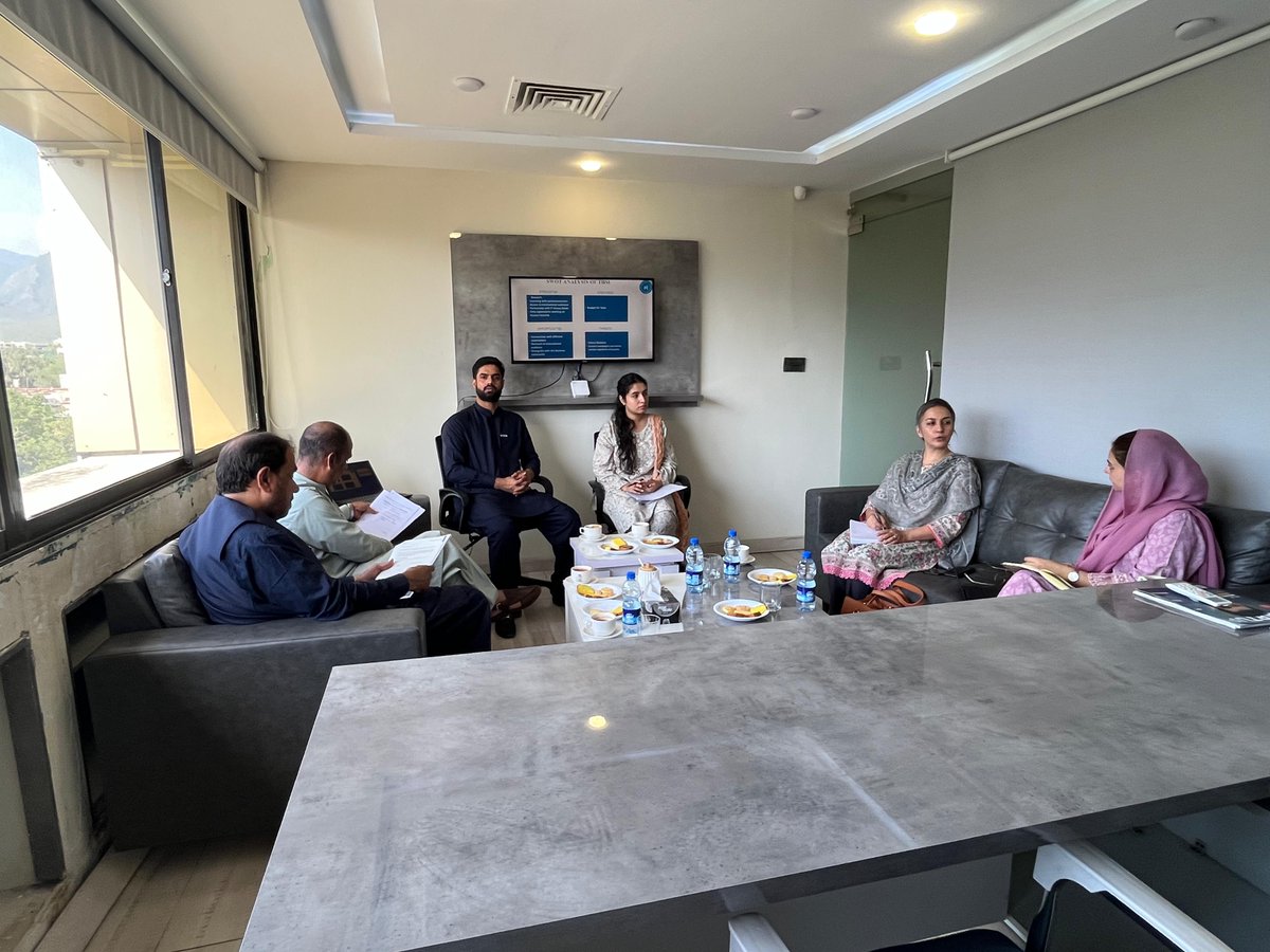 THSI was glad to host <a href="/ShaoorF/">Shaoor Foundation for Education & Awareness</a>  &amp; <a href="/SFCG_/">Search for Common Ground</a>  as part of the #TVEDE campaign prep. We shared reflections from the bootcamp, our proposed campaign focus, &amp; explored ways to amplify peace narratives digitally. Looking forward to building this together! 🕊️📲
#CVE #PVE #YouthForPeace