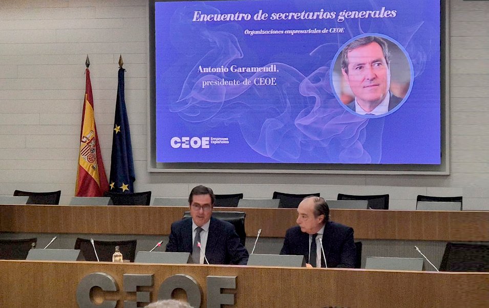 🧑‍💼Nuestro secretario general técnico, Juan Lacarra, ha asistido al encuentro de secretarios generales organizado por <a href="/CEOE_ES/">CEOE</a>.

anesar.com/2025/05/16/asi…