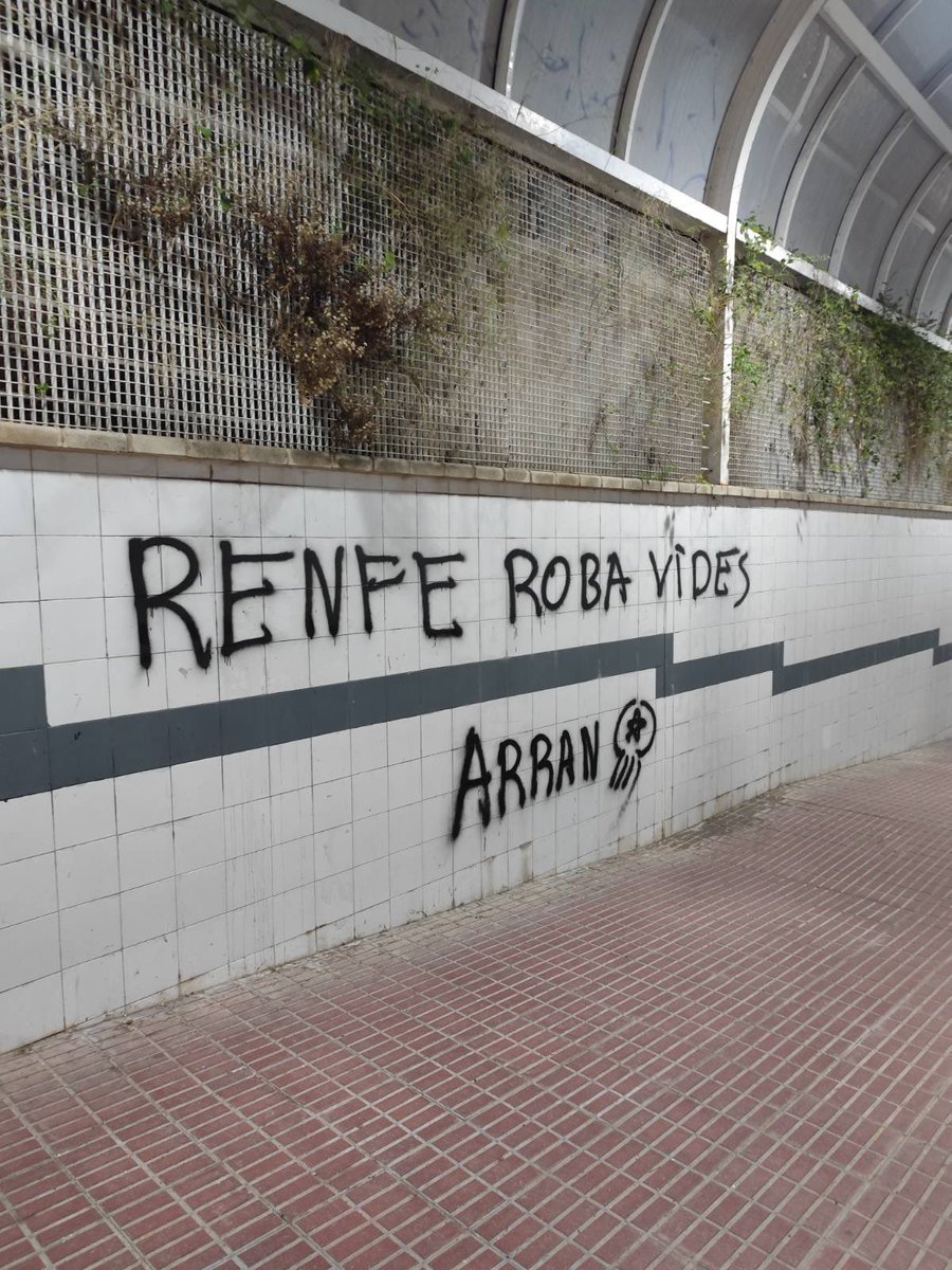 I podríem fer-ho cada dia… 

Les joves treballadores hem d’anar a treballar i/o a estudiar. Ja n’hi ha prou d’un transport públic deficient a la comarca!