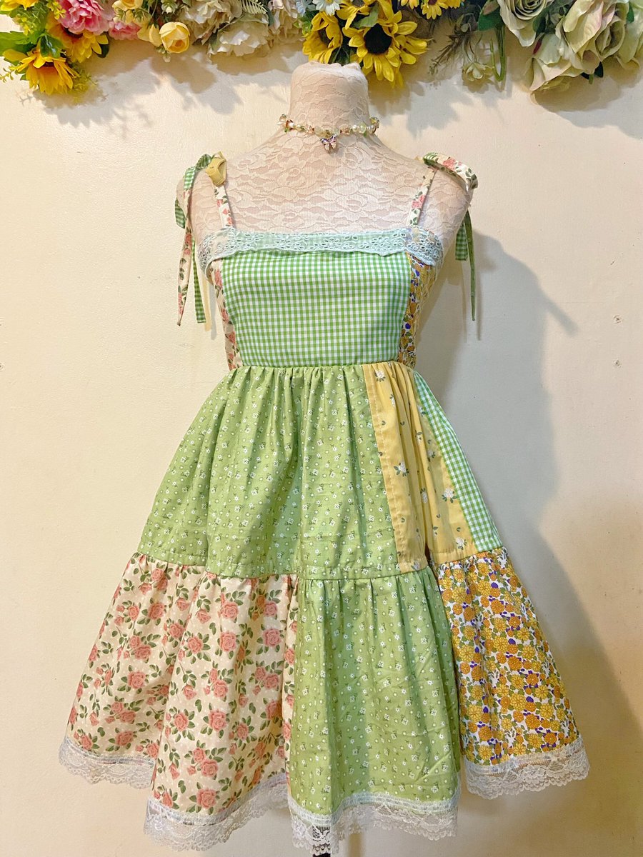dolly_kaye's tweet photo. available dresses 🌼 https://t.co/Knboy05dt9 🌼 https://t.co/4Ye2OvALTU