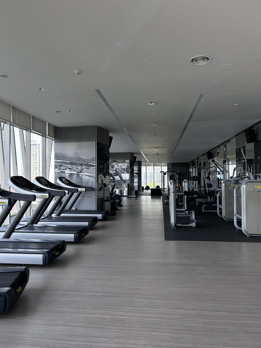 kforkinsley's tweet photo. Pertama kali cobain fitness &amp; berenang di alila scbd.. enak banget ya.. cuman bayar 20 ribu 😀☝🏻 https://t.co/JeWjyY3fgN