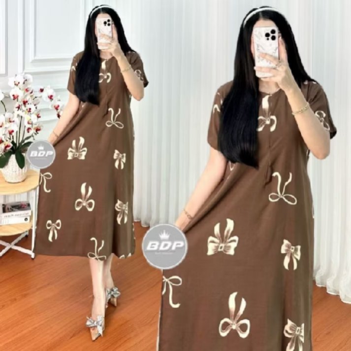 wendywonders8's tweet image. DIANPUTRI Daster Arab Zeema
Rayon super Grade A, resleting depan (busui friendly), renda Milo cantik!
Harga Rp39.000.
Dapatkan di Shopee sekarang:
s.shopee.co.id/5VItKXIzLv

#DasterArab #DasterBusui #DasterRayon #Homewear #FashionMuslimah #OOTDNyaman #DasterCantik ✨