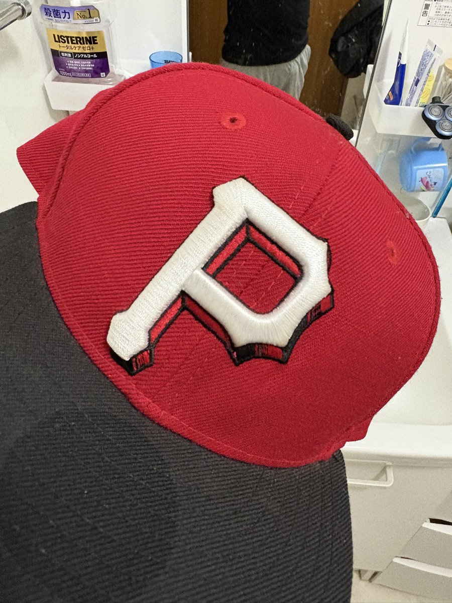 Daichi050727's tweet photo. 数回しか使用してないから綺麗な状態です！
って説明文で買ったけどこれ？笑 https://t.co/GhUv4nK36I
