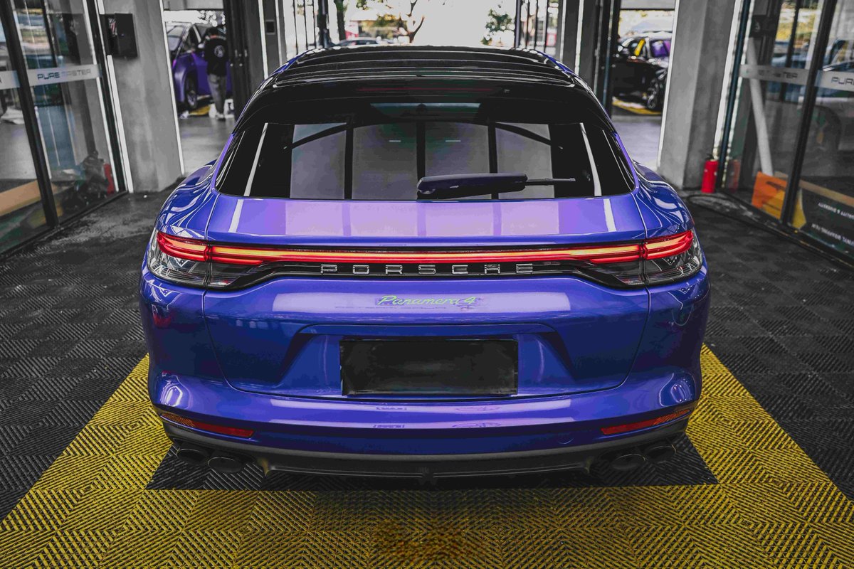 🔥Porsche Panamera Sport Turismo wrapped in TeckWrap Midnight Purple (RB20-HD), the luxe aggression dipped in violets from the void.
✅Separate your rides from the average now at teckwrap.com
.
.
#teckwrap #carwrap #porsche #wrappedcars #purple #vinylwrap #paintisdead