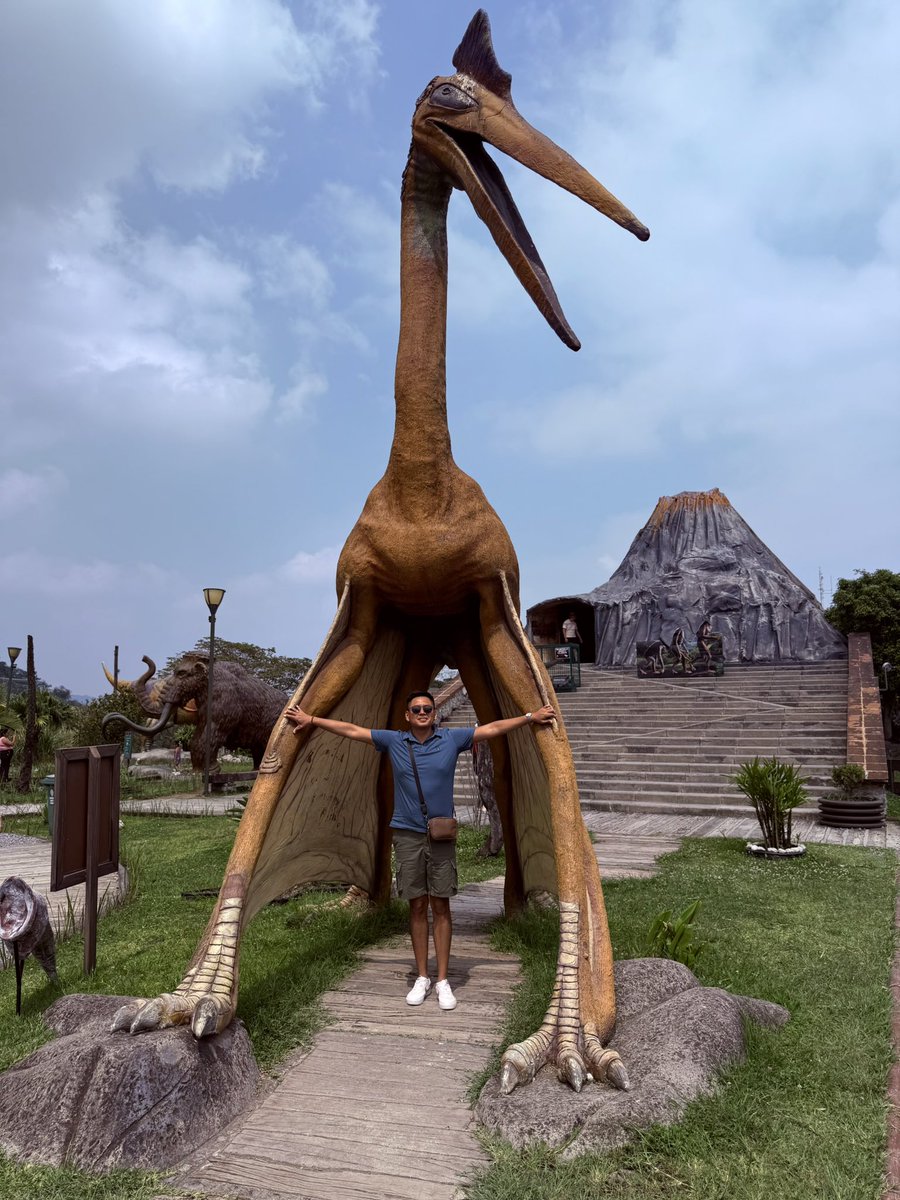 GiovanniMG7's tweet photo. Aventura con dinosaurios 🦕🦖🐢🦎

📍Expo parque de dinosaurios, Orizaba-México. https://t.co/4ZnMntqfzF