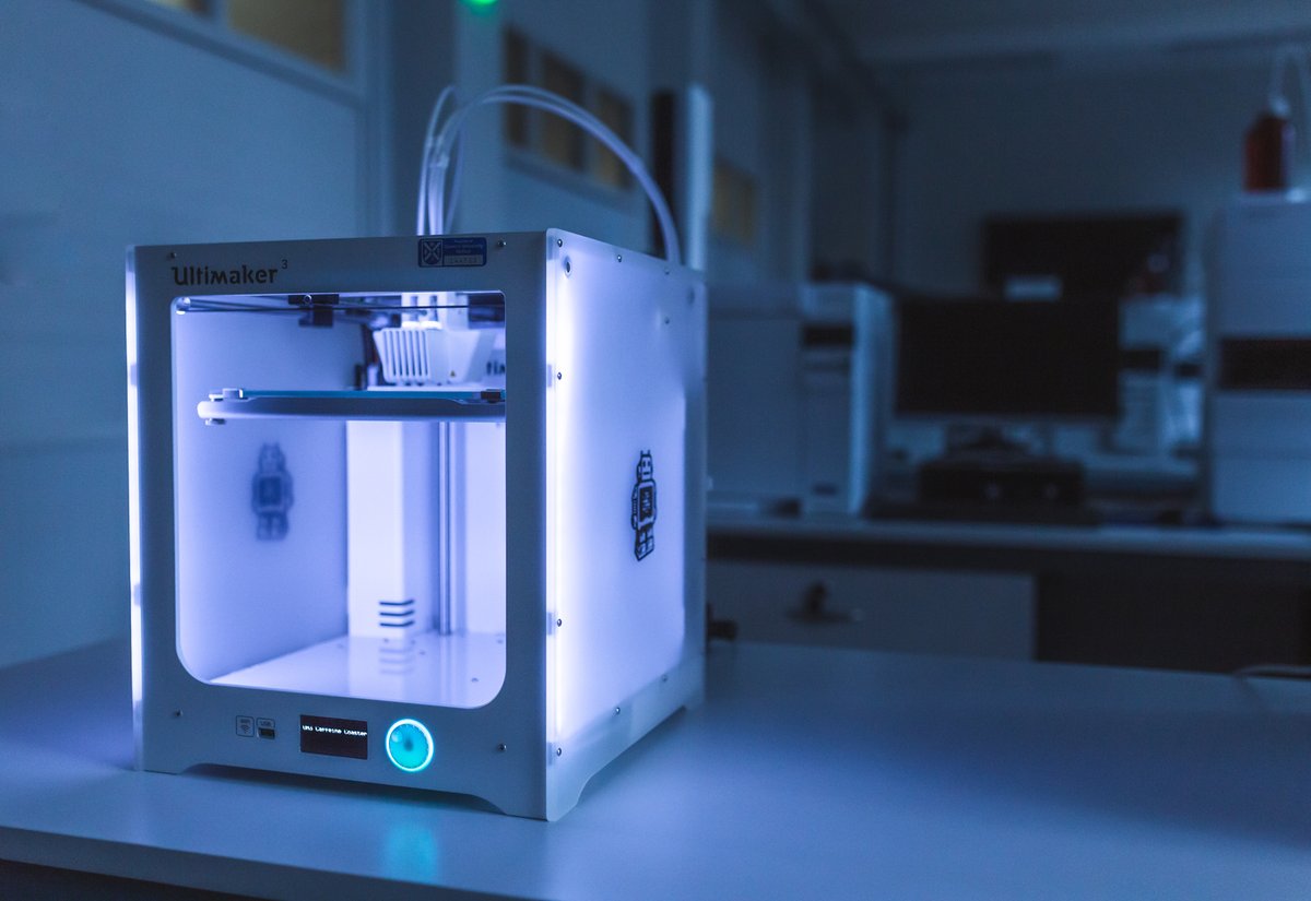 📢 Fully Funded PhD opportunity! 

Join us &amp; partners from Aston University to study a joint PhD on "Innovative 3D-Printed Food-Based Systems for Immune Enhancement" 🧪🍫
Details: go.qub.ac.uk/Kykbc &amp; go.qub.ac.uk/Lykbc

The deadline for applications is the 9th of June!