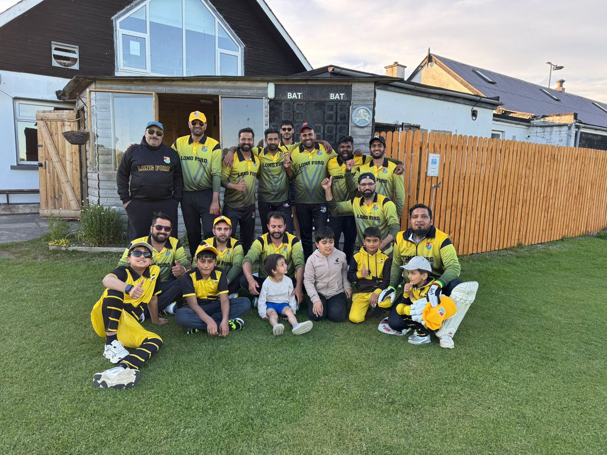 🏏 Division 13 Result:
📍 The Maws 2
📅 May 18, 2025 

Longford 2: 243 all out
North Kildare 5: 226 all out

Longford 2 secured a 17-run victory in a closely fought match.

#CricketLeinster #Division13 #MatchResult