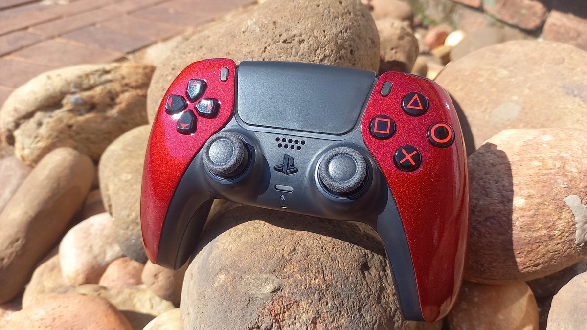 MAD_Controllers (@controllers_mad) on Twitter photo  MAD_Controllers (@controllers_mad) on Twitter photo