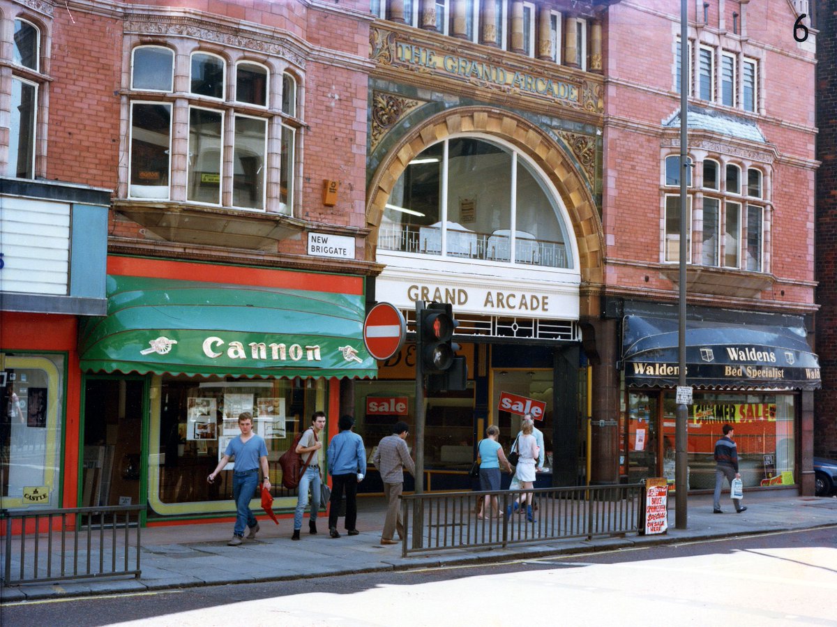 29 of the best photos take you back to Leeds in 1985
tinyurl.com/nabbnfbb #Leeds #1980s
