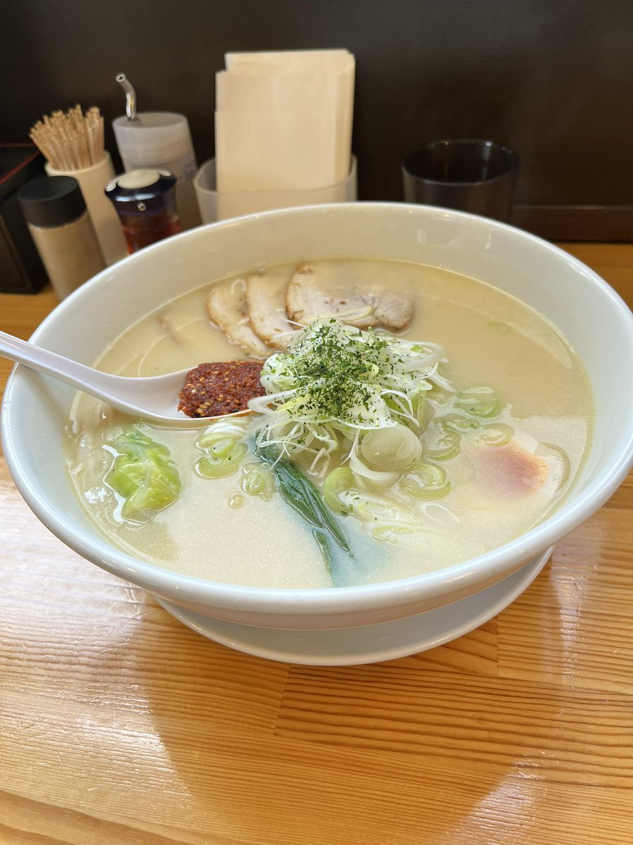Yuya_LastNote's tweet photo. 美味しかった

石巻のてっぺん最高です

#石巻てっぺん
#石巻ラーメン https://t.co/bLNSRDG9zU