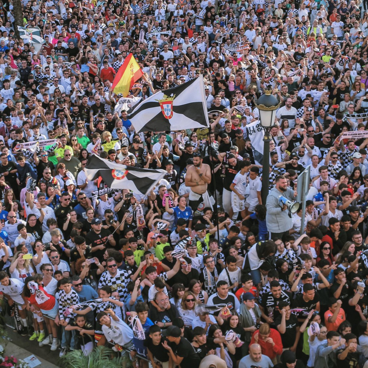 ADCeuta_FC's tweet photo. 🔥 INCREÍBLE 
😍 GRACIAS https://t.co/ObsONkSAOi