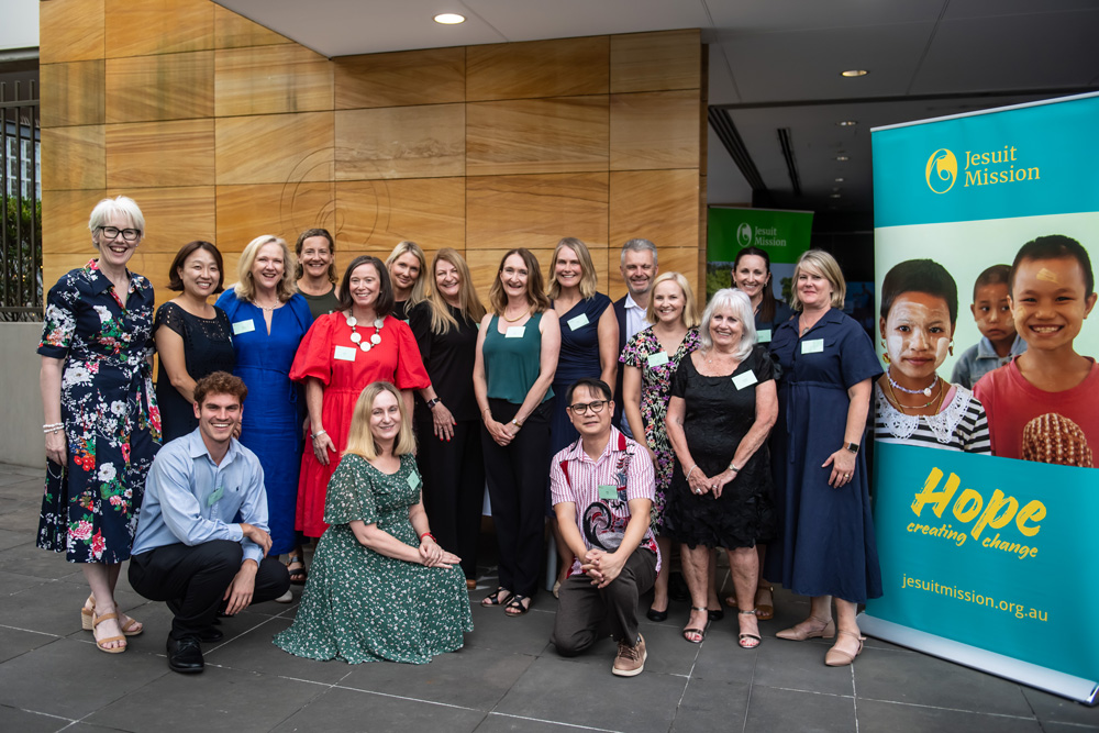 A part-time Supporter Care Officer #job opportunity has opened up to join the small and friendly team at Jesuit Mission Australia in North Sydney.

Closes: 28 May 2025

👉 jesuitmission.org.au/who-we-are/our…

#jesuits #societyofjesus #jesuit #jobs #career <a href="/Jesuit_M/">Jesuit Mission</a>
