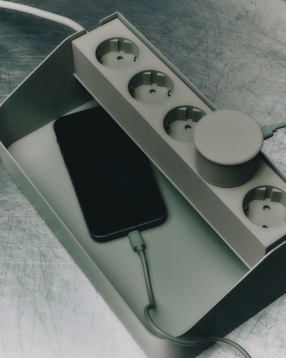 espritdesign's tweet image. BIG-GAME x Pedestal : Le goût du détail pour les espaces de travail

blog-espritdesign.com/tendance/geek-…

#design #hightech #espritdesign