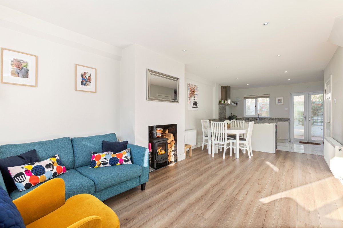 HermanWhiteEst's tweet image. 🏡 SOLD! 19 Congress Gardens, Glasthule
Charming 3-bed end-of-terrace with a patio garden, solid fuel stove &amp;amp; off-street parking.

Steps from Glasthule, Dalkey &amp;amp; the DART 🚉

#SOLD #Glasthule #HermanWhiteEstates #DublinProperty