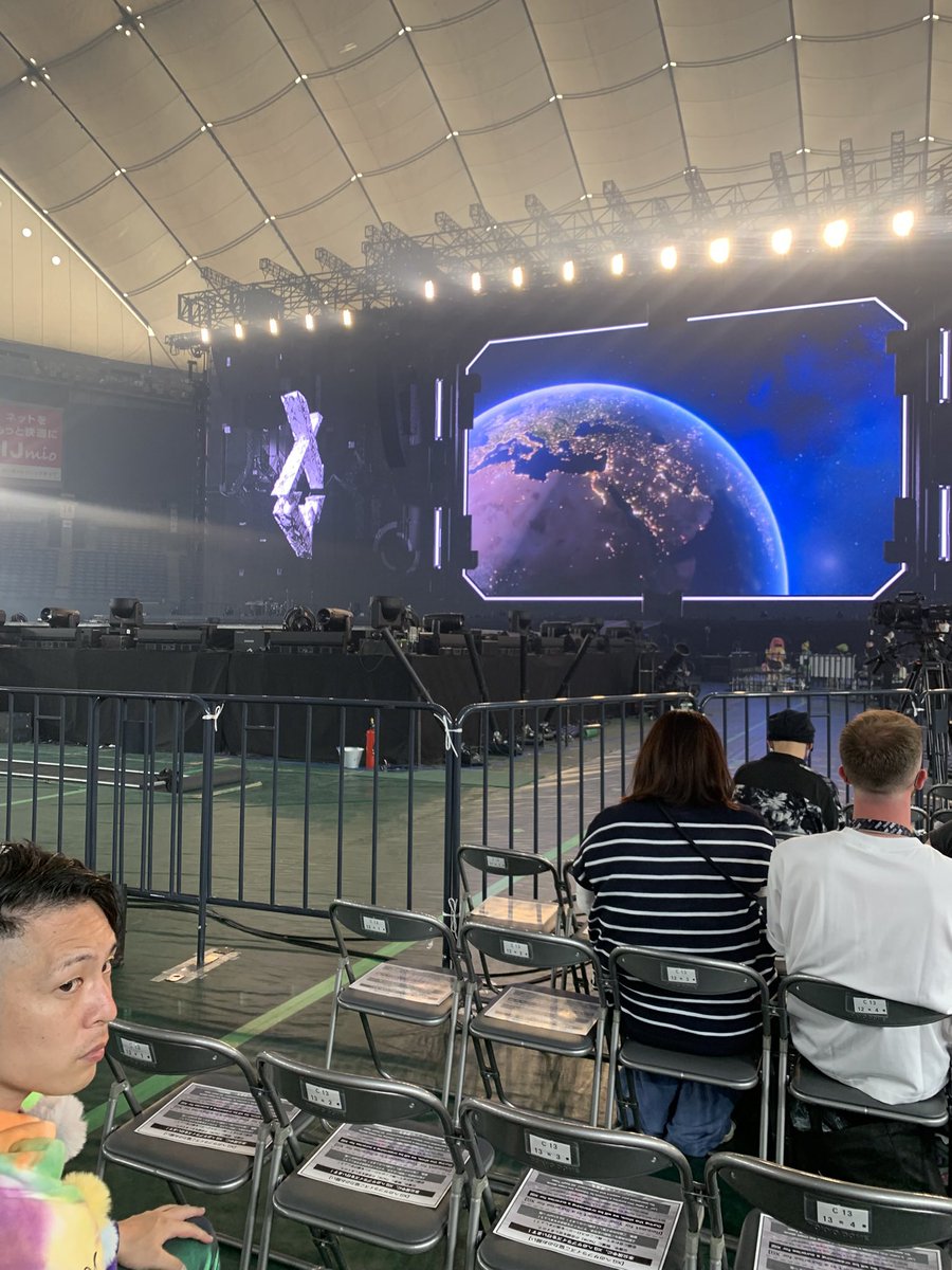 muchlOwXX's tweet photo. First time in Tokyo and it’s for XG—dreams do come true 💫🗼🎤 
#XG #TokyoTrip #FirstTimeInJapan #XG_1stWORLDTOUR_TOKYO #XG_MILLIONPLACES https://t.co/l1EIzcnDtf