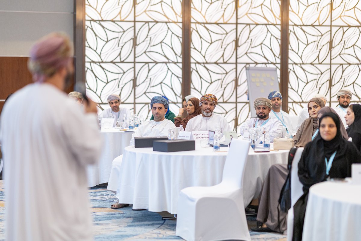 عقدت ضمن منتدى الموارد البشرية في قطاع الطاقة أربع ورش عمل تناولت محاور استراتيجية تشمل: تعزيز مرونة القيادات، تمكين الكفاءات الوطنية، تطوير المهارات المستقبلية، ورفاهية الموظف، دعمًا للأهداف الوطنية، وتعزيز تطوير القدرات بما يواكب متطلبات نمو قطاع الطاقة وتطورات سوق العمل.
