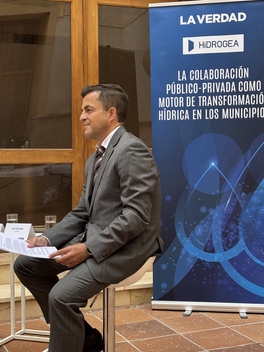 Desayuno <a href="/laverdad_es/">laverdad_es</a> en #Abanilla 
🤝"La Colaboración Público Privada Motor de Transformación Hídrica."
📰Puedes leerlo mañana en el Diario La Verdad 
#Aqua3
laverdad.es/eventos/abanil…