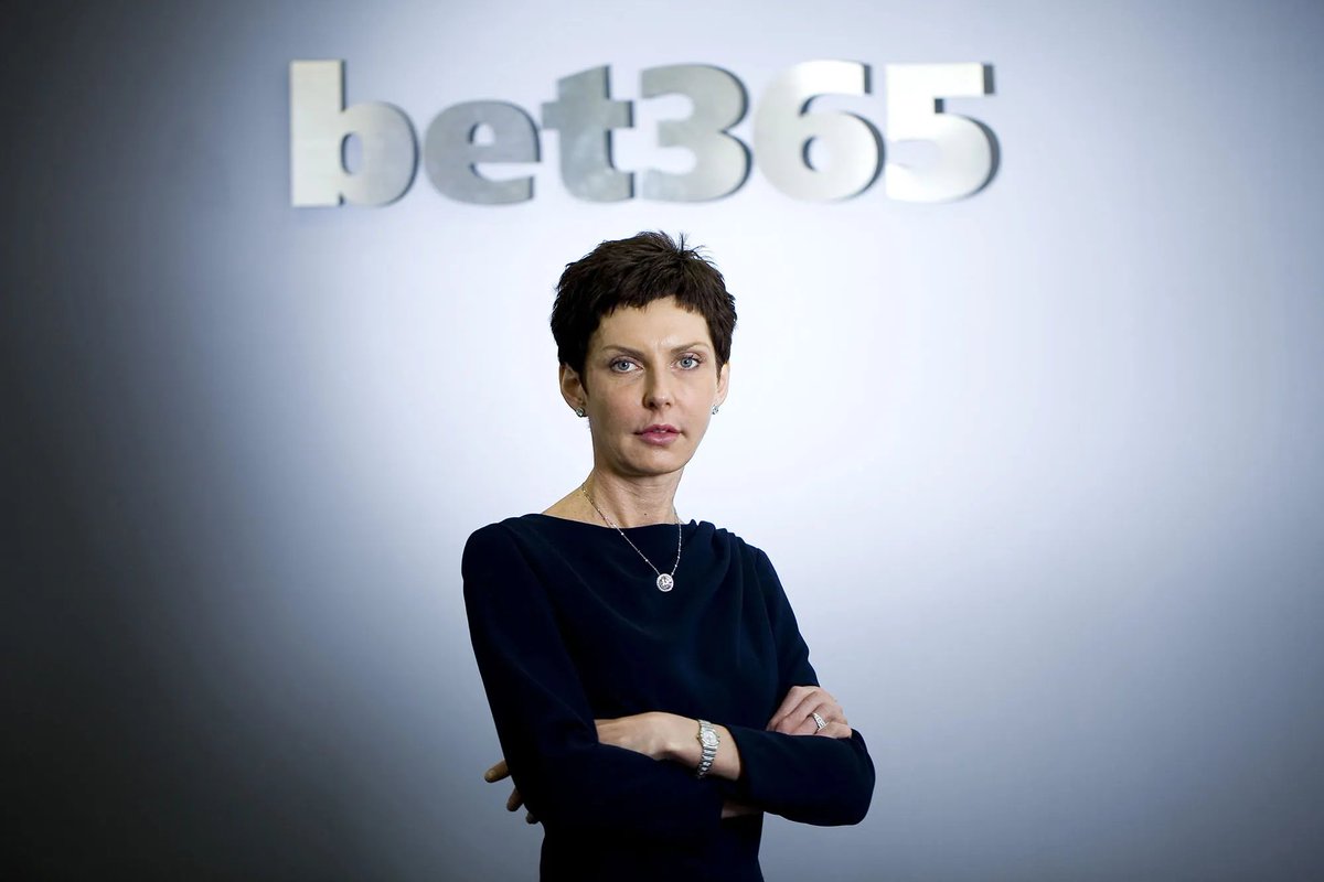 From a cabin in Stoke, to a £5.2 Billion payday...

Why is the queen of betting selling Bet365?

Let's take a look... 👇