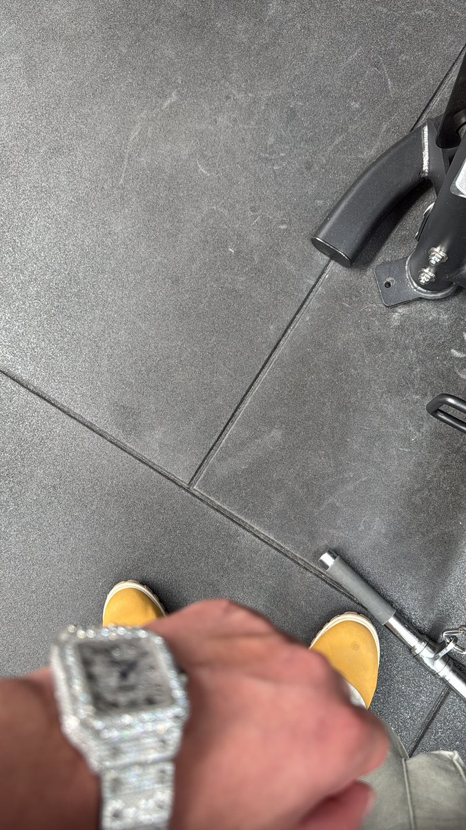 moessihrt's tweet image. Gm