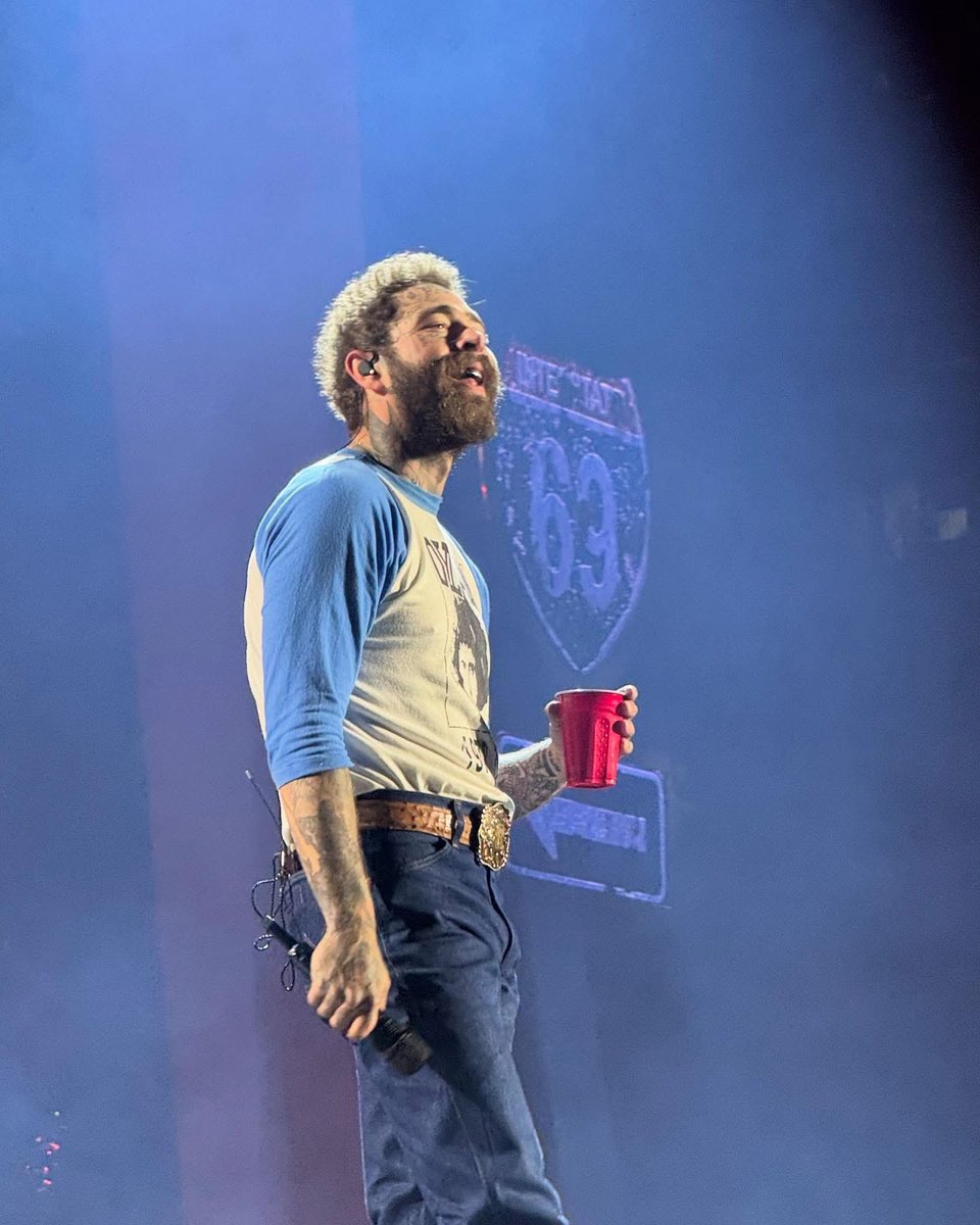 100.3 WNIC (@1003wnic) on Twitter photo ICYMI: <a href="/PostMalone/">Post Malone</a> with <a href="/JellyRoll615/">Jelly Roll</a> and surprise guest <a href="/Eminem/">Marshall Mathers</a> at <a href="/fordfield/">Ford Field</a> last night!
Photo Cred: Rich Toles
<a href="/iHeartRadio/">iHeartRadio</a> ICYMI: <a href="/PostMalone/">Post Malone</a> with <a href="/JellyRoll615/">Jelly Roll</a> and surprise guest <a href="/Eminem/">Marshall Mathers</a> at <a href="/fordfield/">Ford Field</a> last night!
Photo Cred: Rich Toles
<a href="/iHeartRadio/">iHeartRadio</a>
