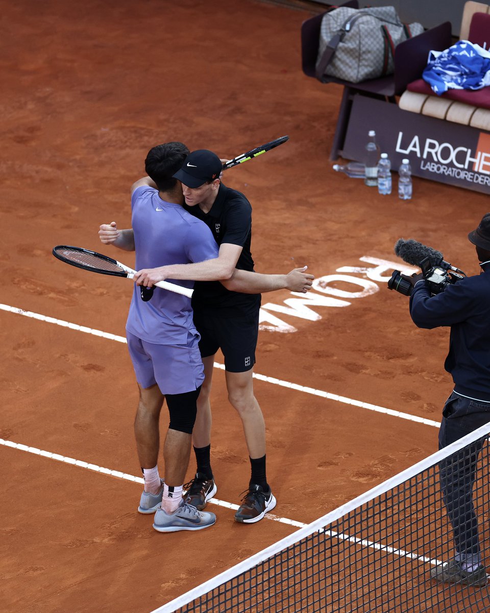 Jannik Sinner tweet media