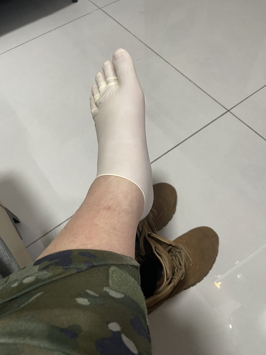 这样真的有点好笑哈哈哈哈