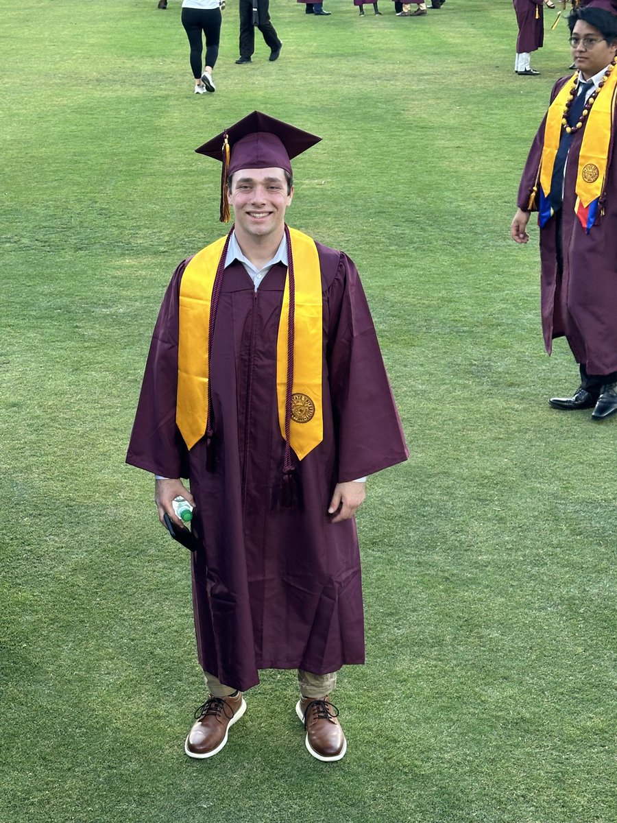 A little sad this morning hauling the last load back hr from ASU!  It's been a great 4 years!  Looking forward to Blake's next adventure on the east coast!