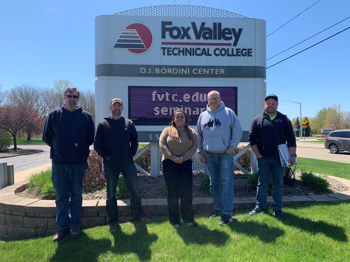 👏 Shoutout to the latest completers of our Personal &amp; Workplace Leadership Series! 4 modules + 1-on-1 coaching = stronger, more confident leaders.
#Leadership #ProfessionalDevelopment #FVTCBIS