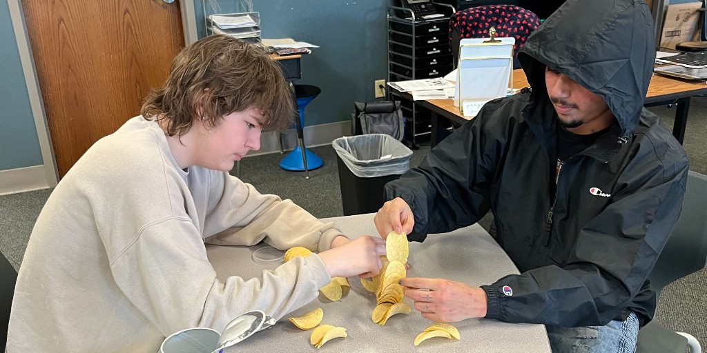 CESA1's tweet image. 🚀🎉 Students at our Learning Center West site recently tackled the Pringle Ringle STEM Challenge! Who knew crafting a ring with chips could test patience *and* snack restraint? 😄🥴 #STEMFun #PringleChallenge