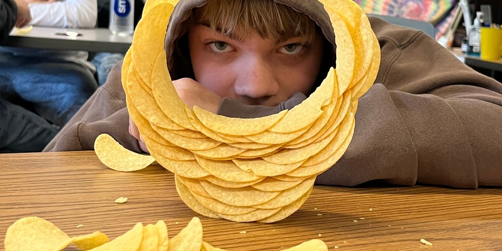 CESA1's tweet image. 🚀🎉 Students at our Learning Center West site recently tackled the Pringle Ringle STEM Challenge! Who knew crafting a ring with chips could test patience *and* snack restraint? 😄🥴 #STEMFun #PringleChallenge