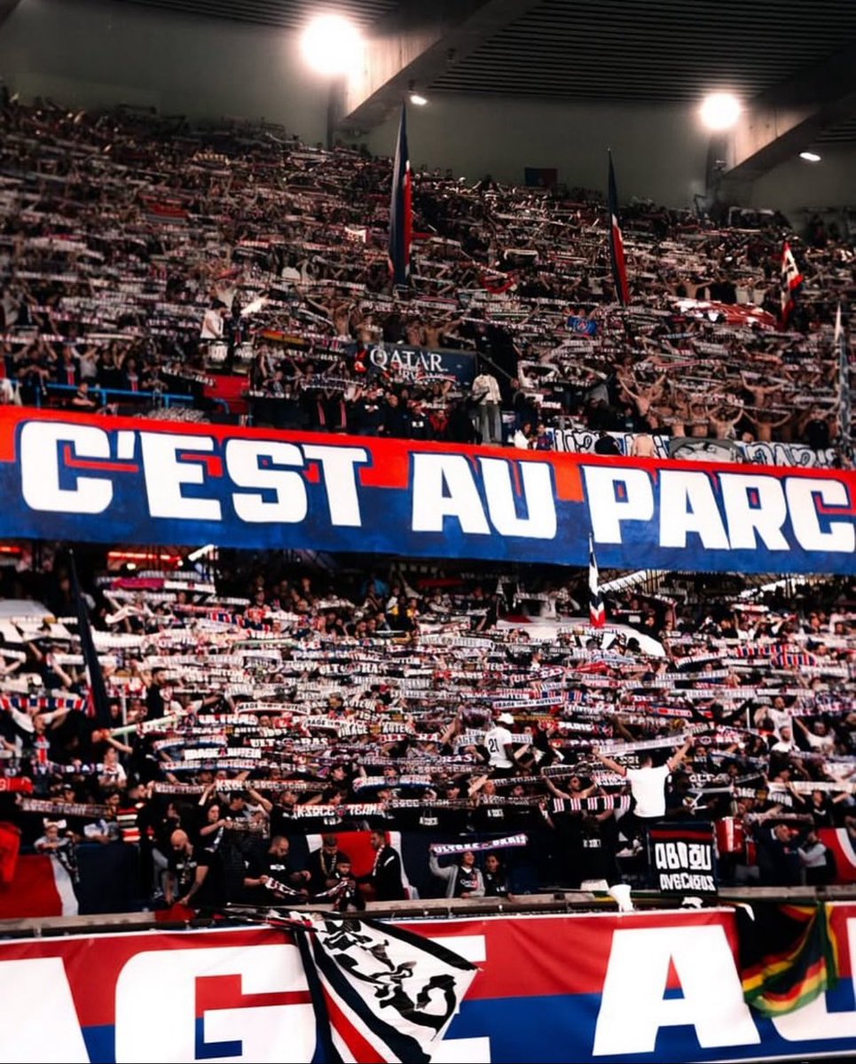 AUTEUIL1991's tweet photo. 🔴🔵 CHAMPION DE FRANCE 🔴🔵
📸 @Benji_Pham https://t.co/3WCVfE0oyP