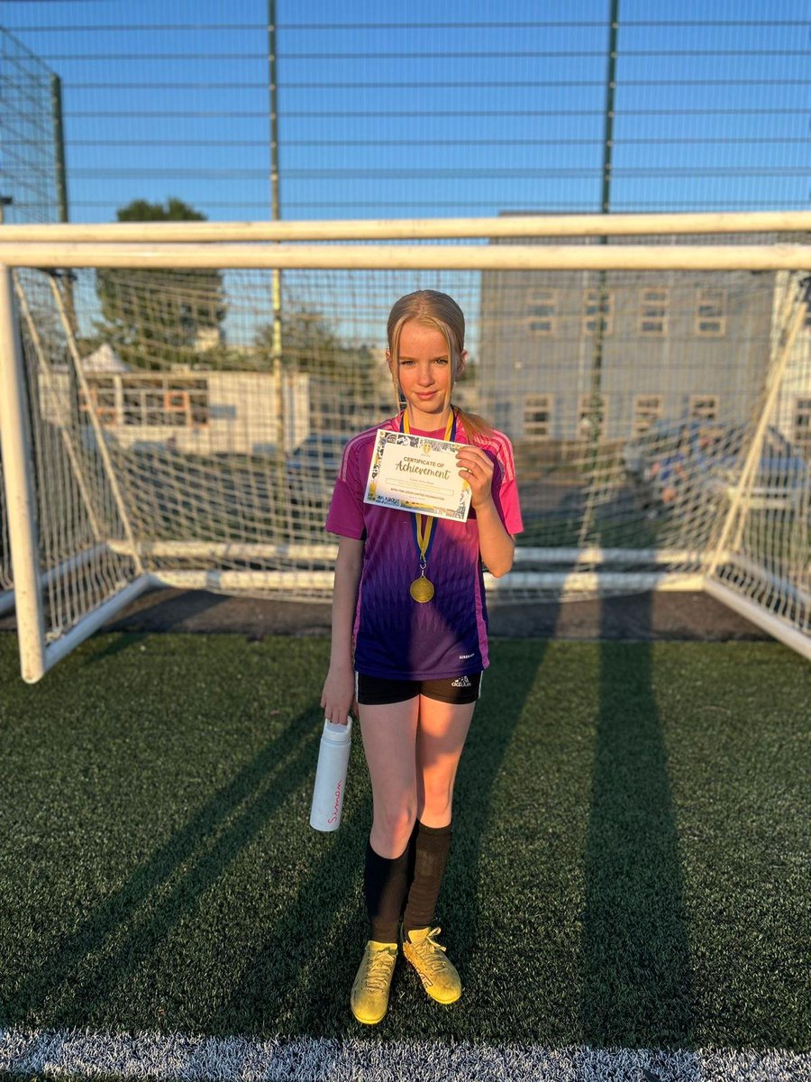 LeedsunitedRTC's tweet photo. 📍St Wilfrids
Phoebe, Lacey, Isabella 🏅🌟 https://t.co/6bmfdKipS7