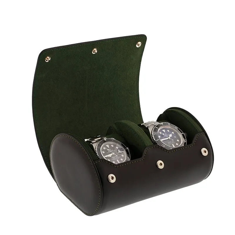 aevitas_uk's tweet image. Safeguard your watches with Aevitas' Double Watch Roll Case in Premium Black Nappa Leather. Experience sophistication and functionality at its finest for just £179.95. #Aevitas #WatchCase #LuxuryAccessories aevitas-uk.co.uk/products/doubl…