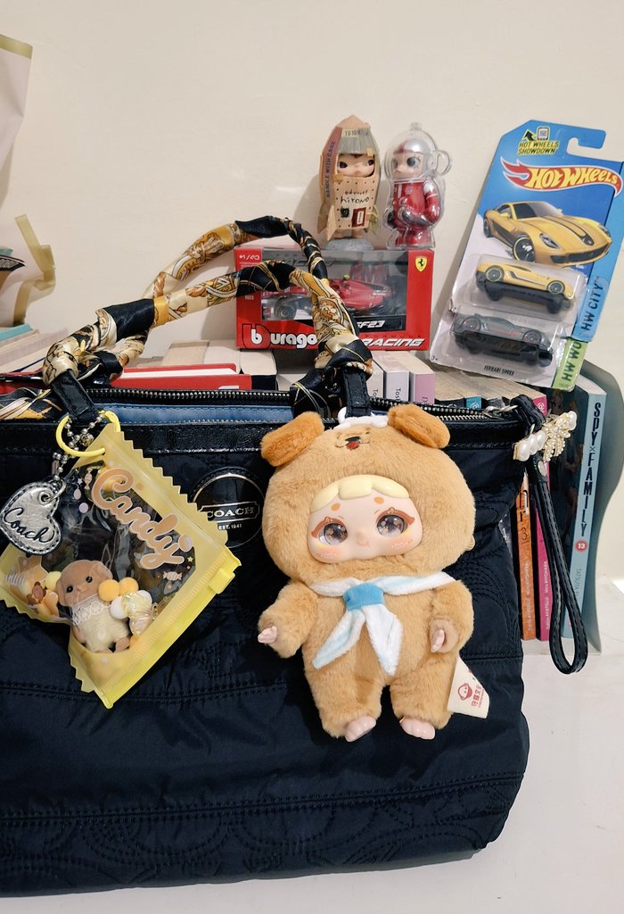 ahnyeonk's tweet photo. say hi! 🧸🤏🏻 https://t.co/26bKdtcvFB