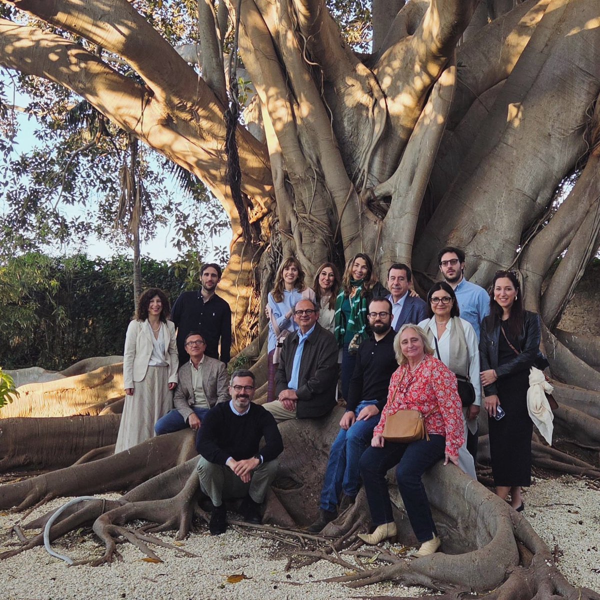 In un mondo in rapida evoluzione, i momenti di riflessione sono sempre più importanti e preziosi. 
La nostra attività di riflessione strategica #offsite, a #Siracusa, ha coinvolto i partner e il Management Team per confrontarci e guardare avanti verso nuovi progetti di crescita.