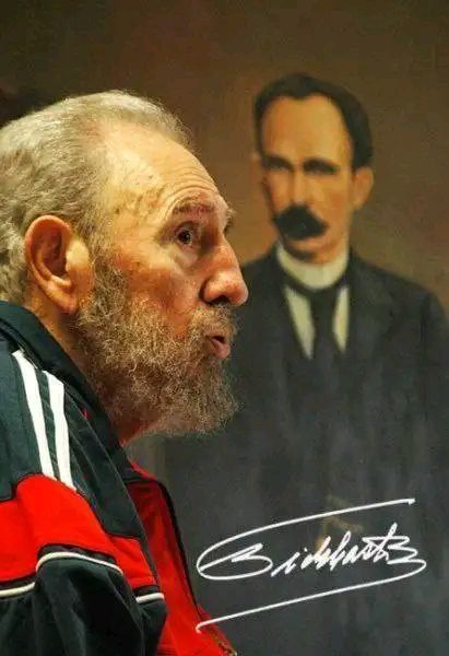 La fecha nos trae el recuerdo de aquel gran luchador por la independencia de Cuba, por la soberanía de nuestro pueblo, por la paz y la justicia entre los hombres, que cayó un día como hoy, nuestro inmortal José Martí".#FidelPorSiempre #CiegodeAvila #Cuba 🇨🇺 <a href="/yamila_padron/">Yamila Cruz Padrón</a>